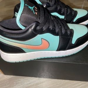 Nike Jordan 1 Low (GS) Tropical Twist